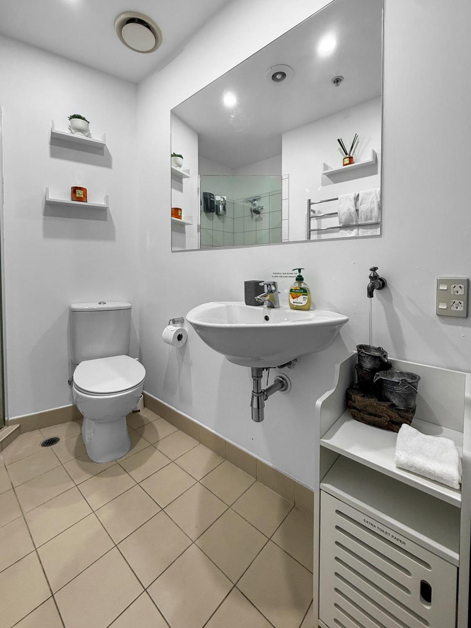Le Mirage- Stylish, Central Apartment With Pools, Sauna, More Auckland Exterior foto